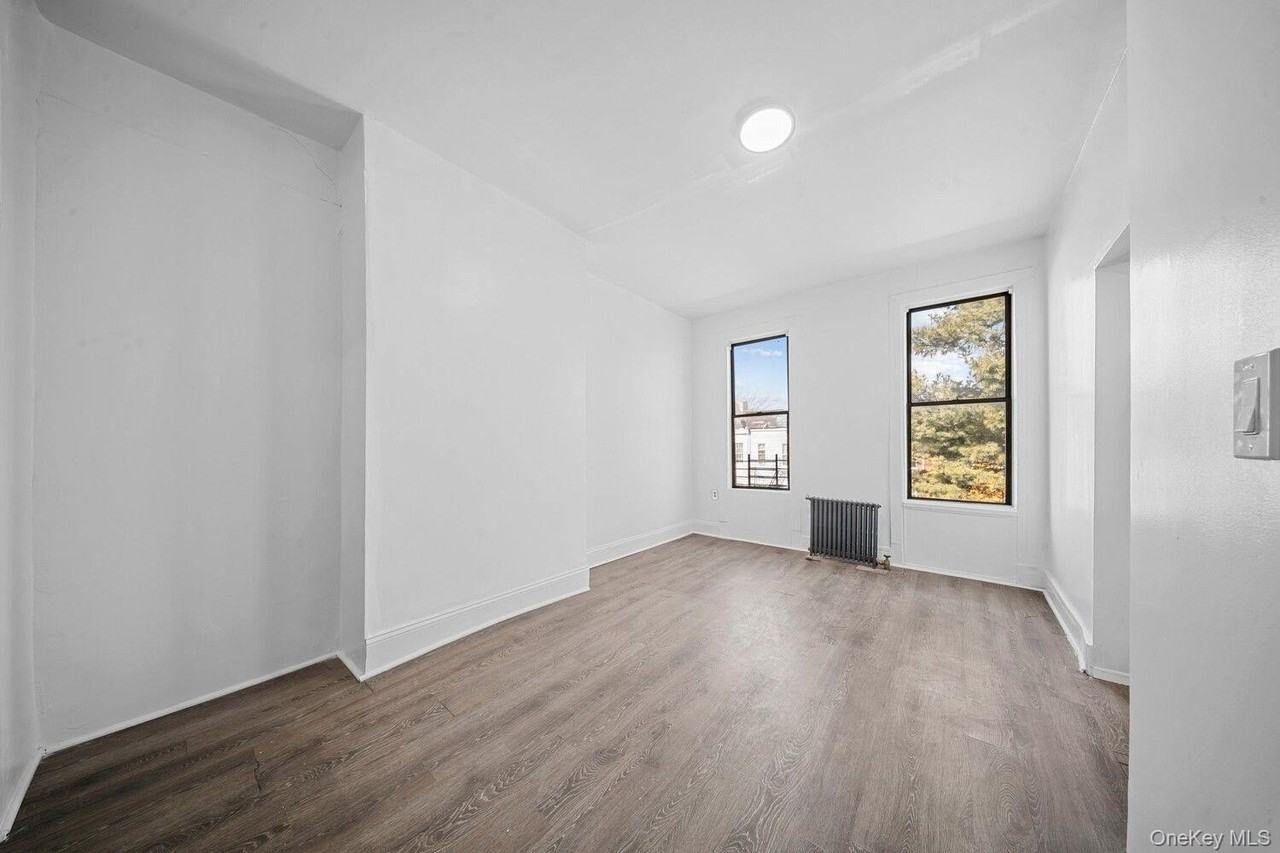 1207 Hancock St #2 - Photo 2 of 14