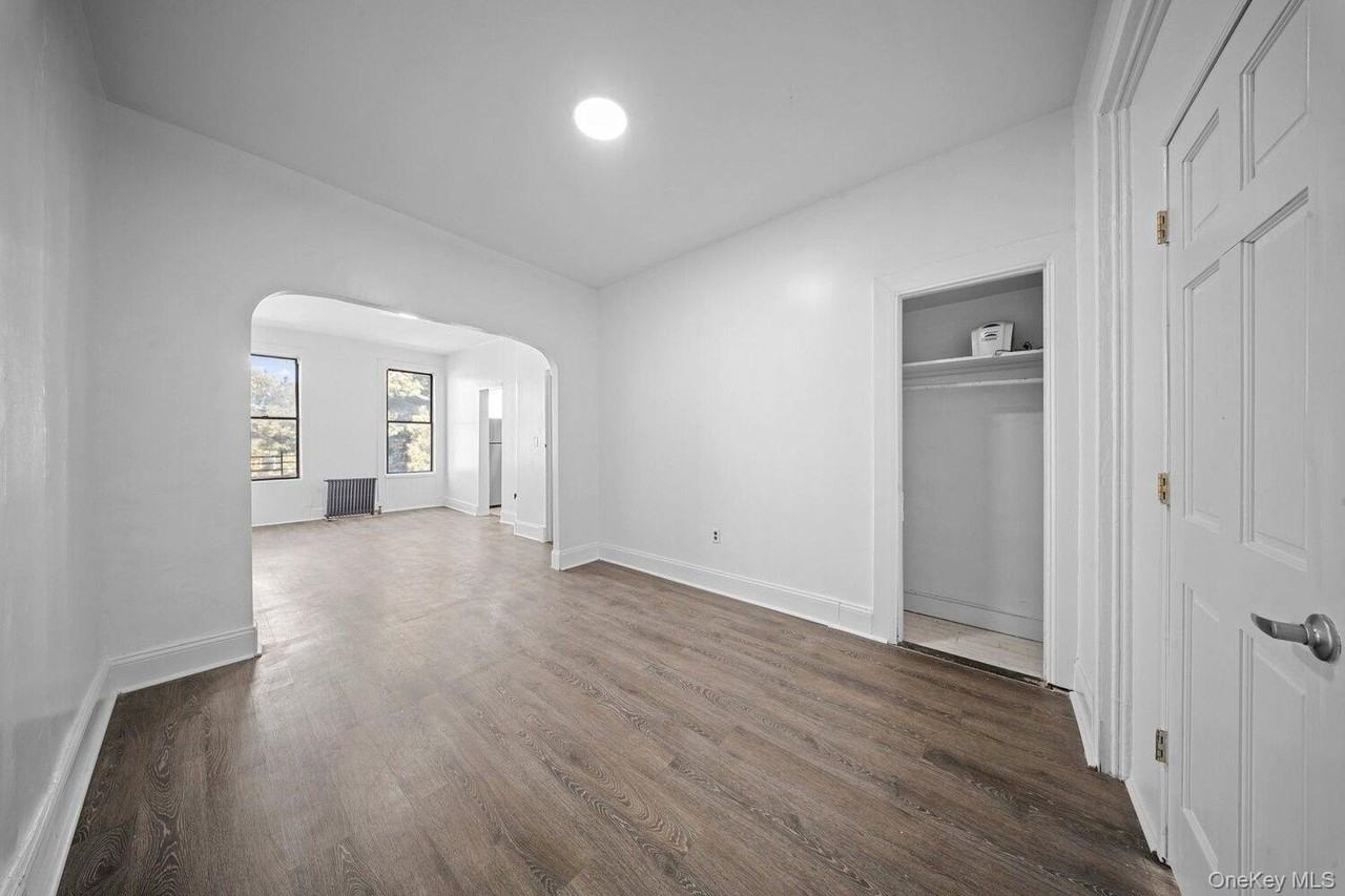1207 Hancock St #2 - Photo 6 of 14