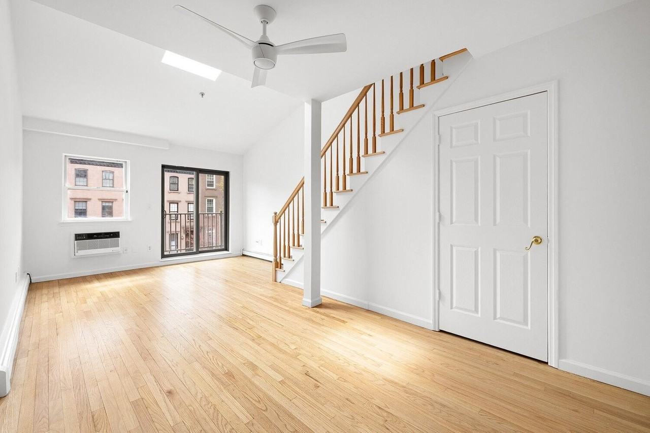 125 Bergen St #3C - Photo 3 of 15
