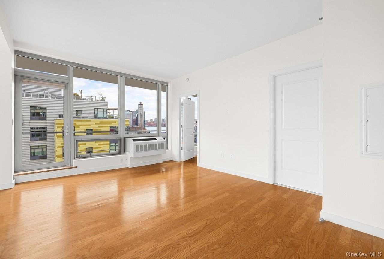 4815 11th St #11B - Photo 3 of 14