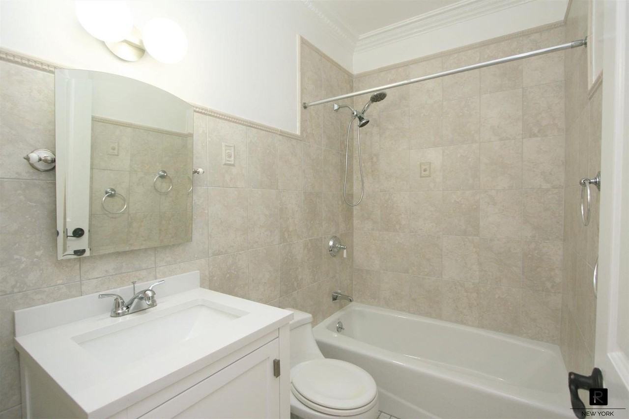 58 6th Ave #1 - Photo 7 of 18