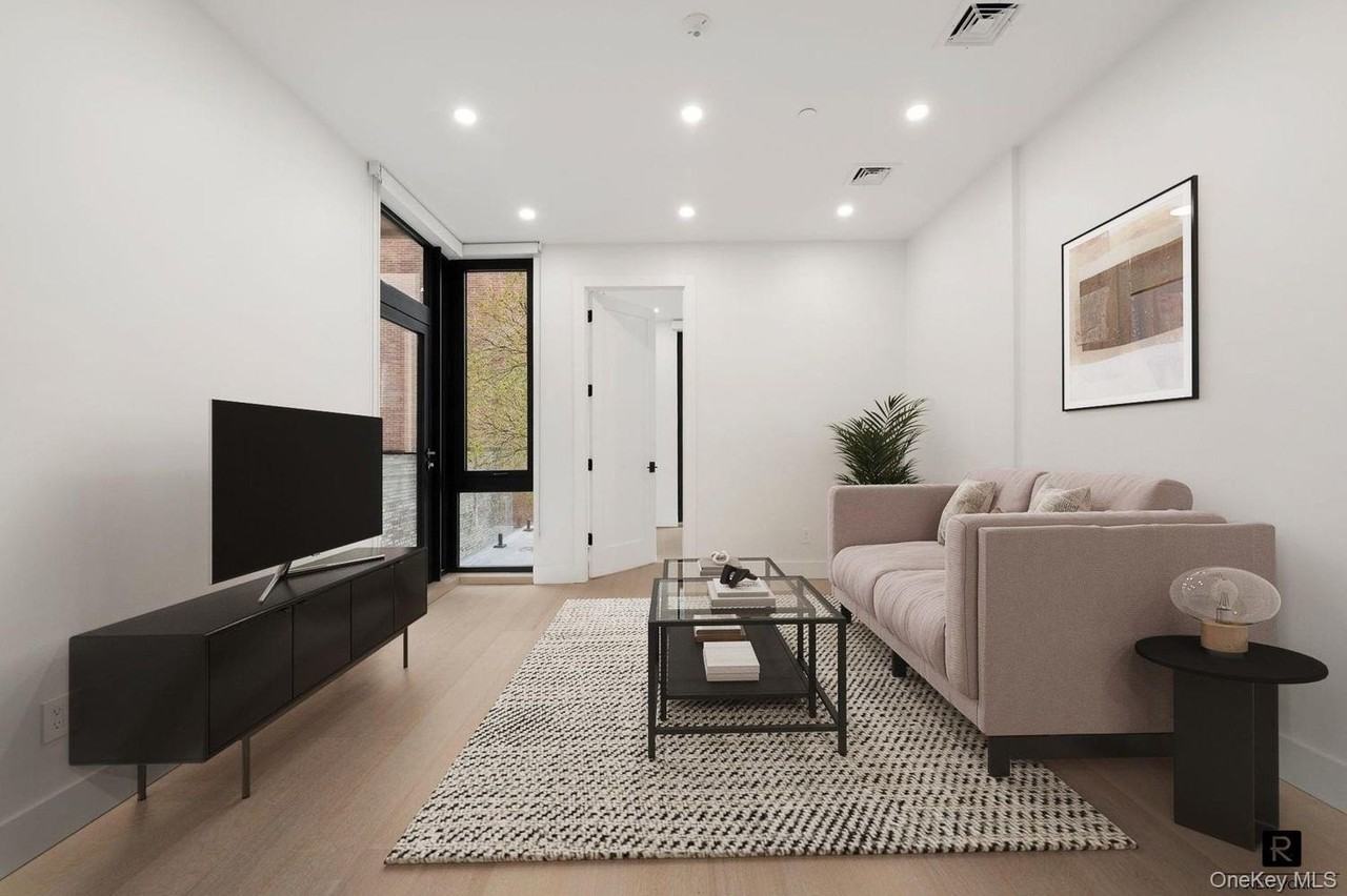 204 Withers St #2B - Photo 2 of 4