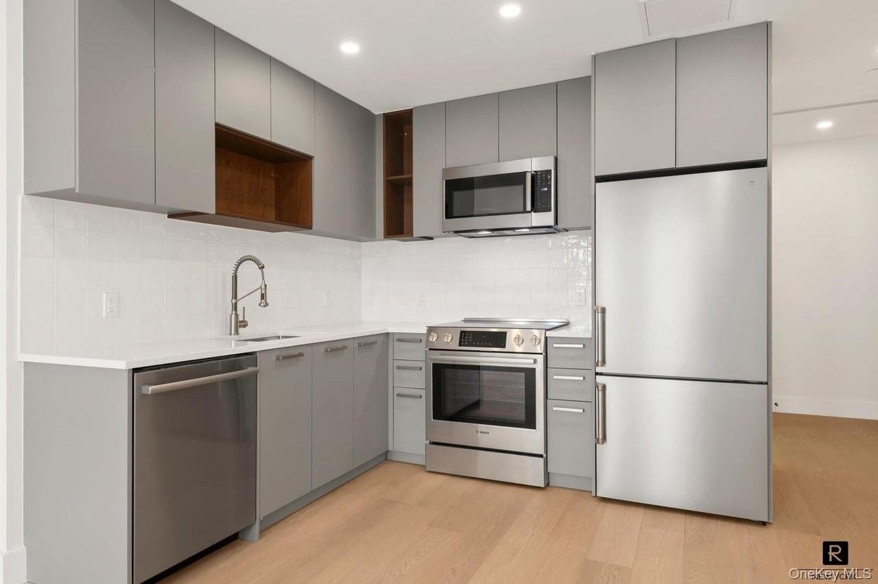 30 Bushwick Ave #4D - Photo 3 of 8