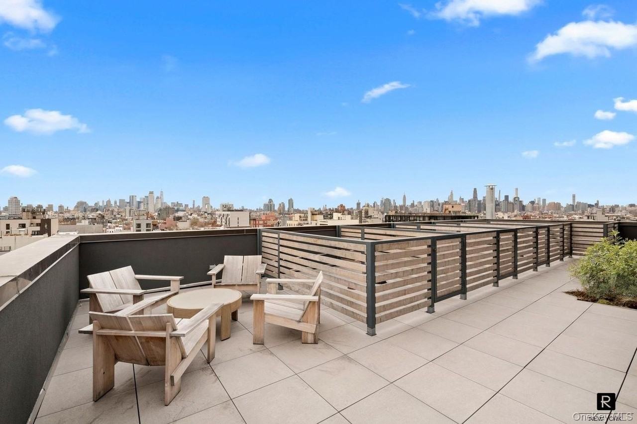 30 Bushwick Ave #4D - Photo 6 of 8