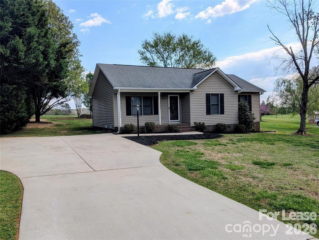 3664 Wyant Rd - Photo 2 of 27