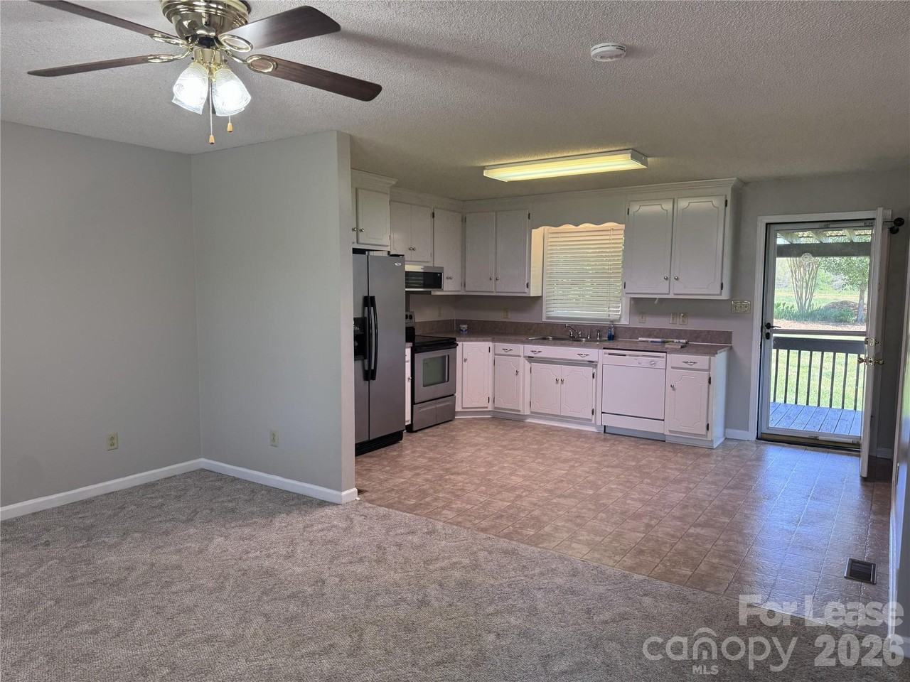 3664 Wyant Rd - Photo 6 of 27
