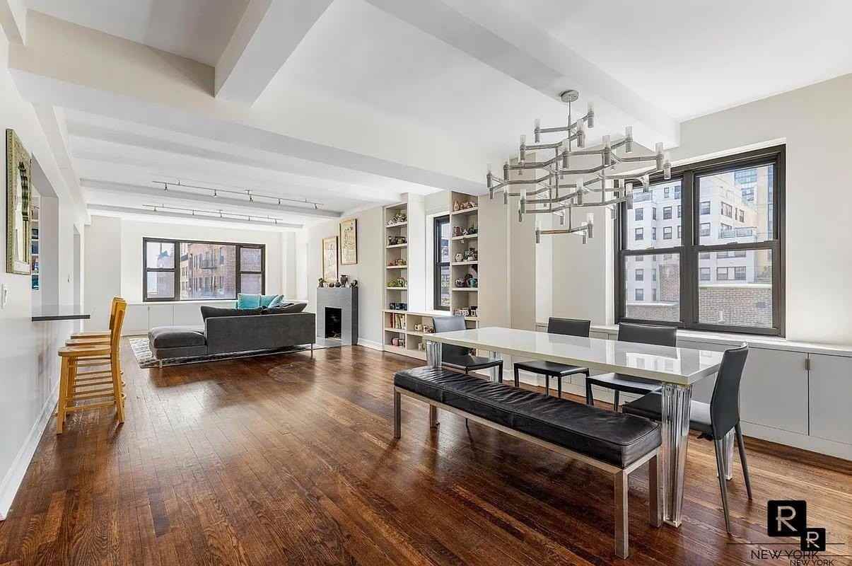 400 E 52nd St #9F - Photo 4 of 11