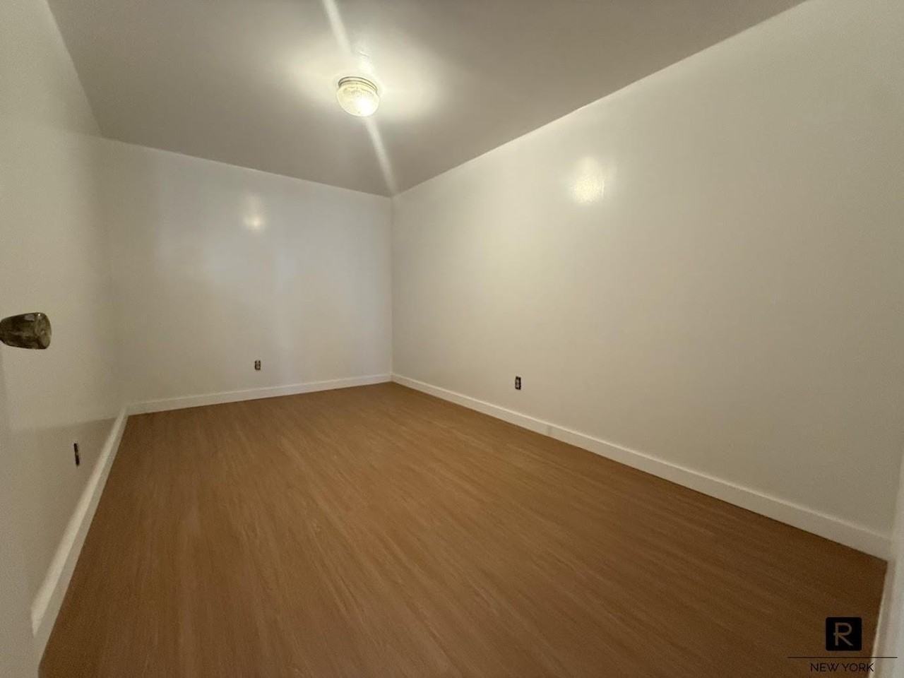68 Sharon St #1 - Photo 7 of 9
