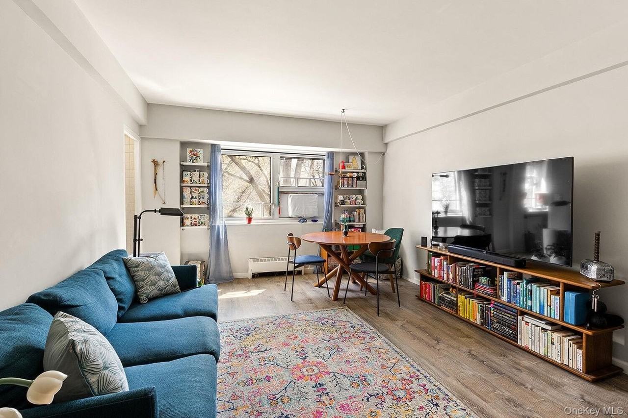 235 Adams St #3B - Photo 2 of 4