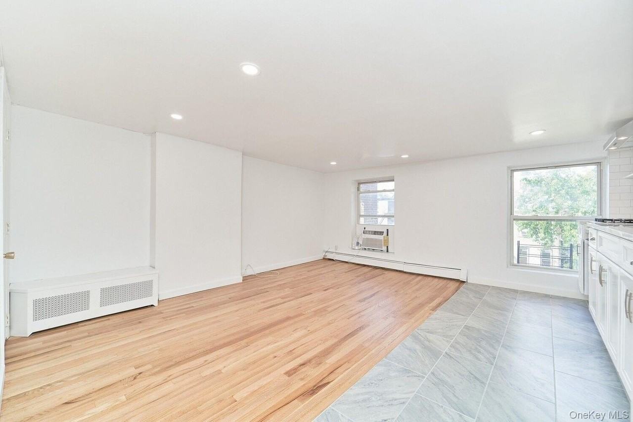 535 Macon St #3 - Photo 4 of 12