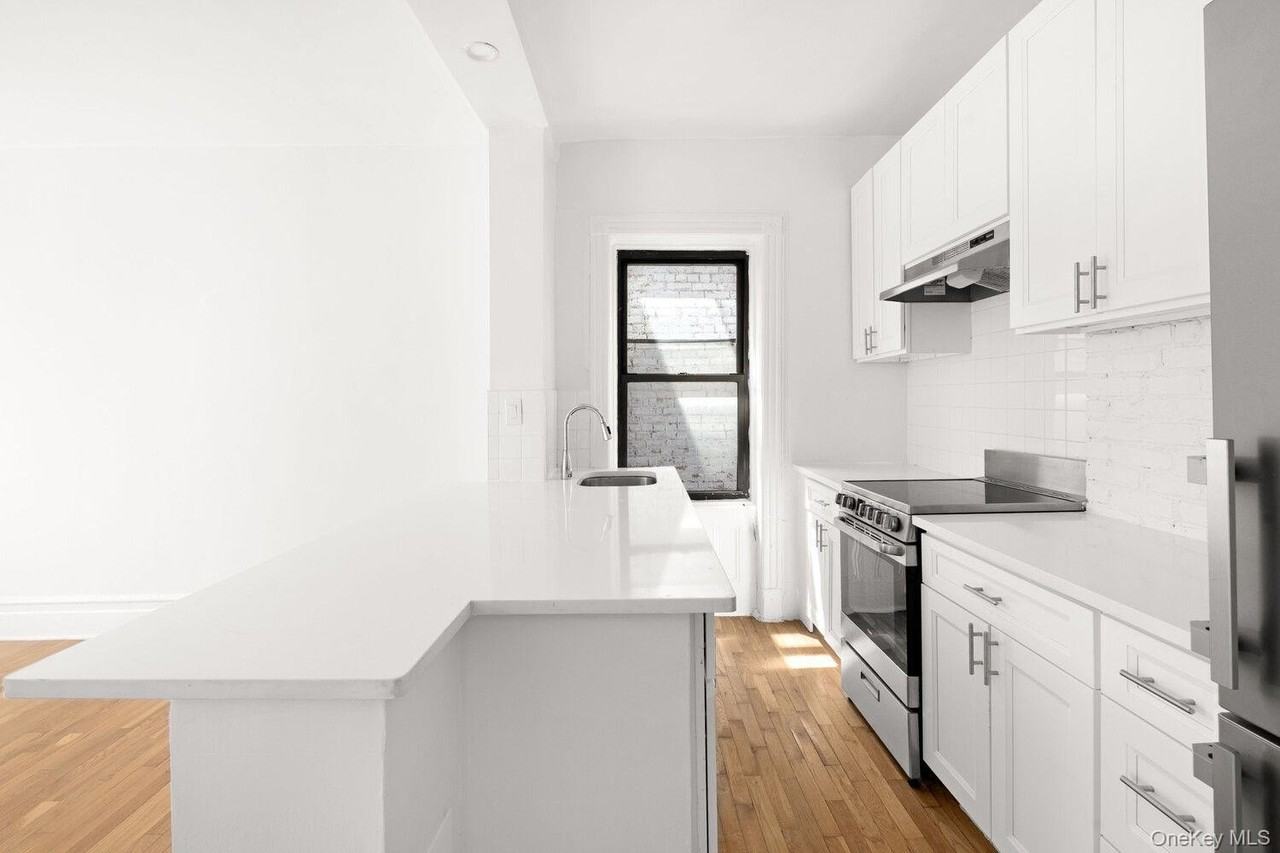 85 Bedford St #5 - Photo 3 of 7