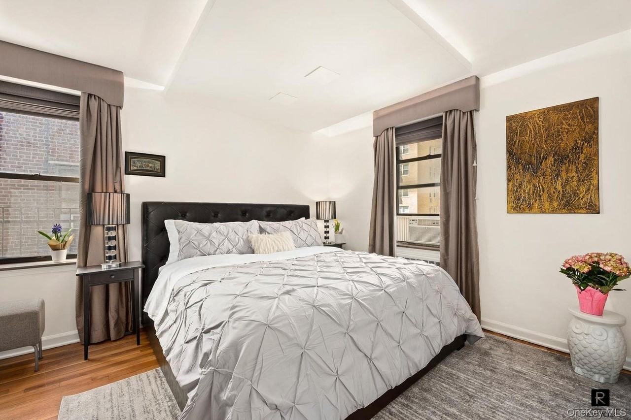 54 E 8th St #6A - Photo 4 of 7
