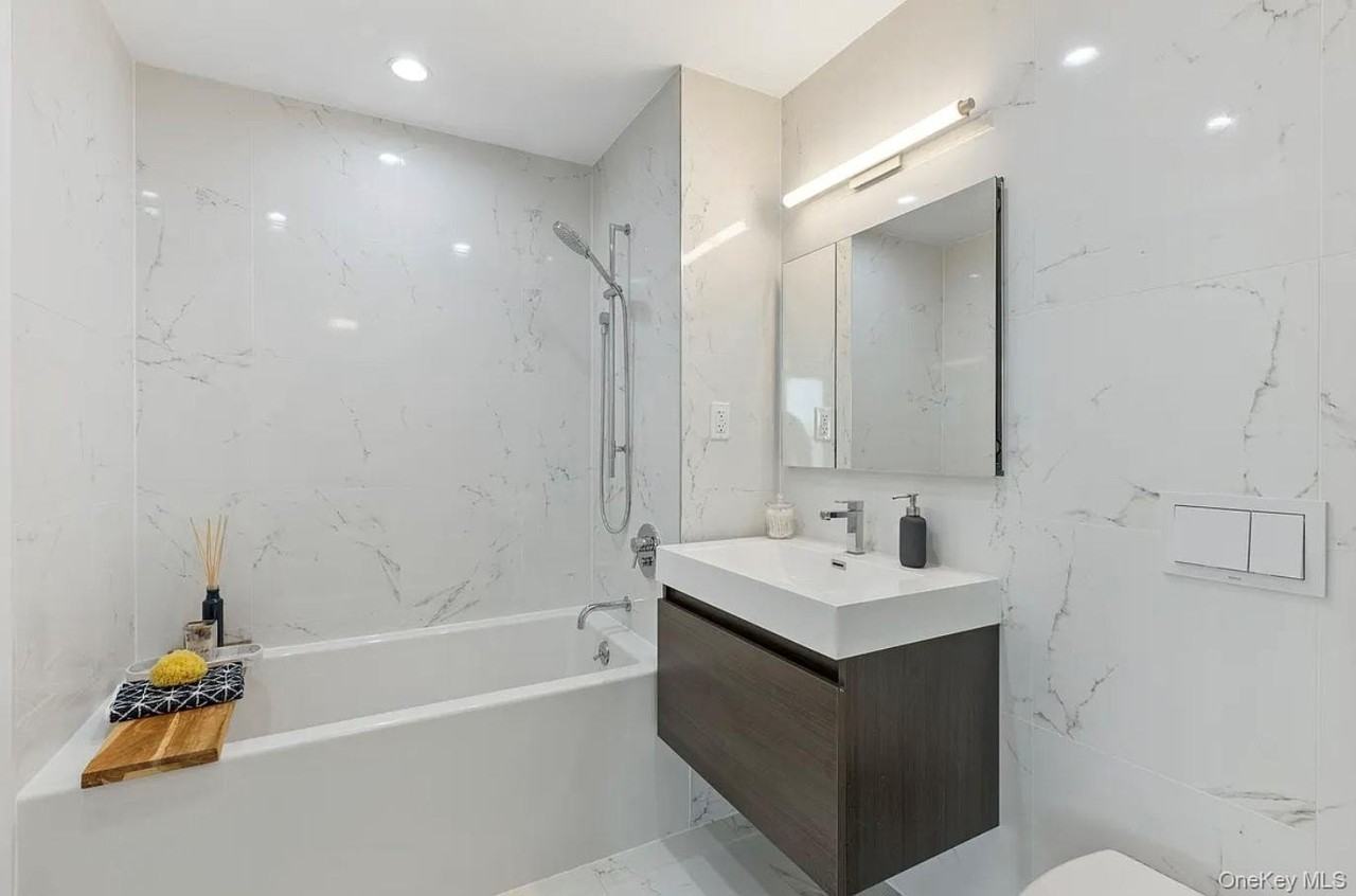 40 Pinehurst Ave #7B - Photo 7 of 10