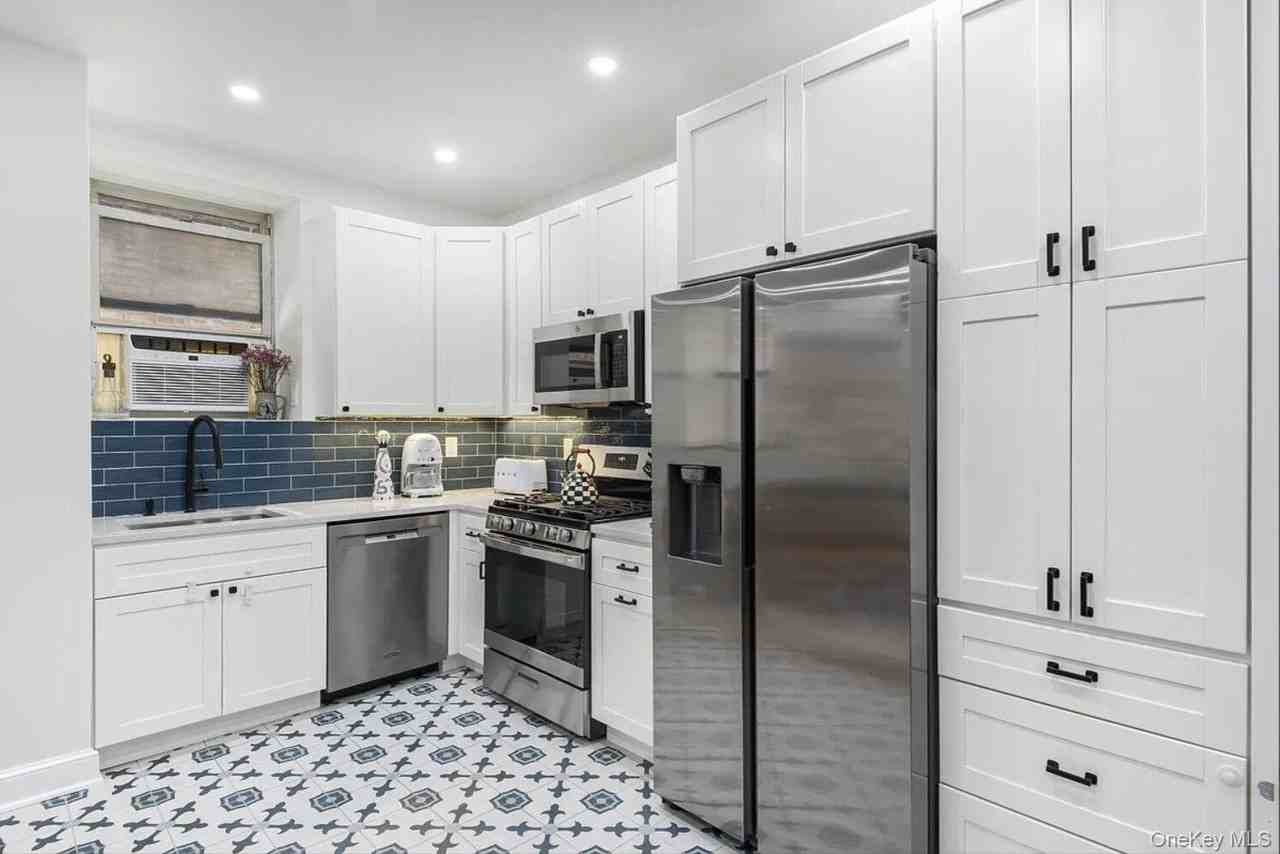 82 Irving Pl #1C - Photo 4 of 5