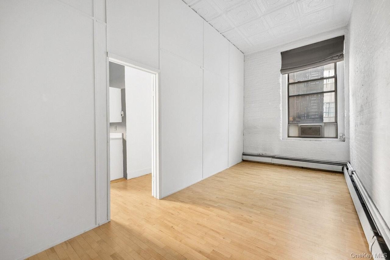 78 Grand St #4 - Photo 2 of 9