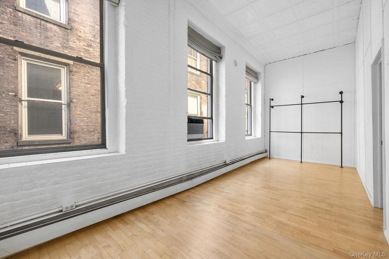 78 Grand St #4 - Photo 6 of 9