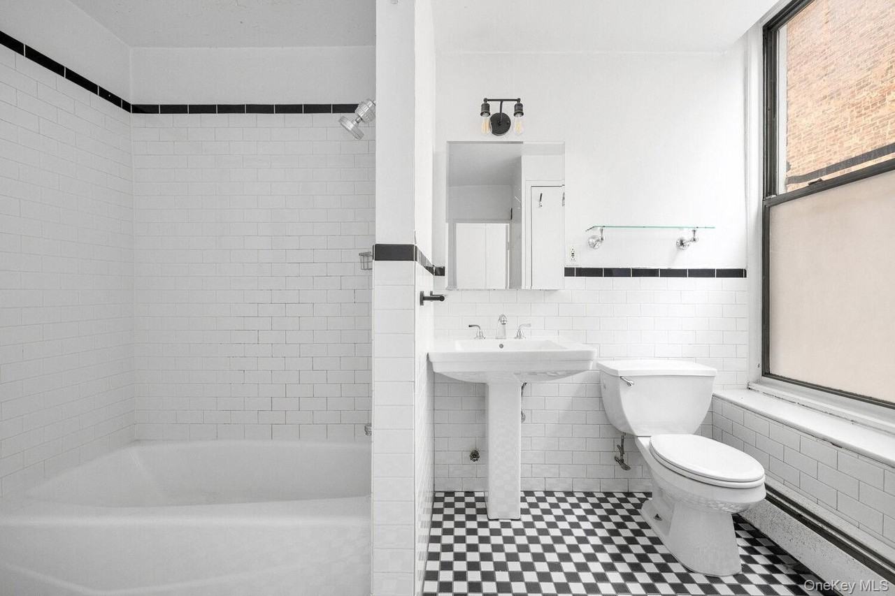 78 Grand St #4 - Photo 7 of 9