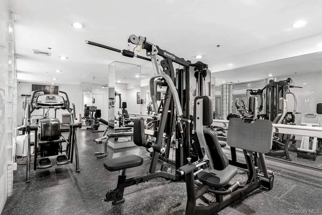 50 Lexington Ave #3B - Photo 7 of 12