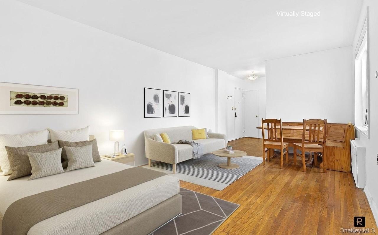 350 E 30th St #6Y - Photo 2 of 4