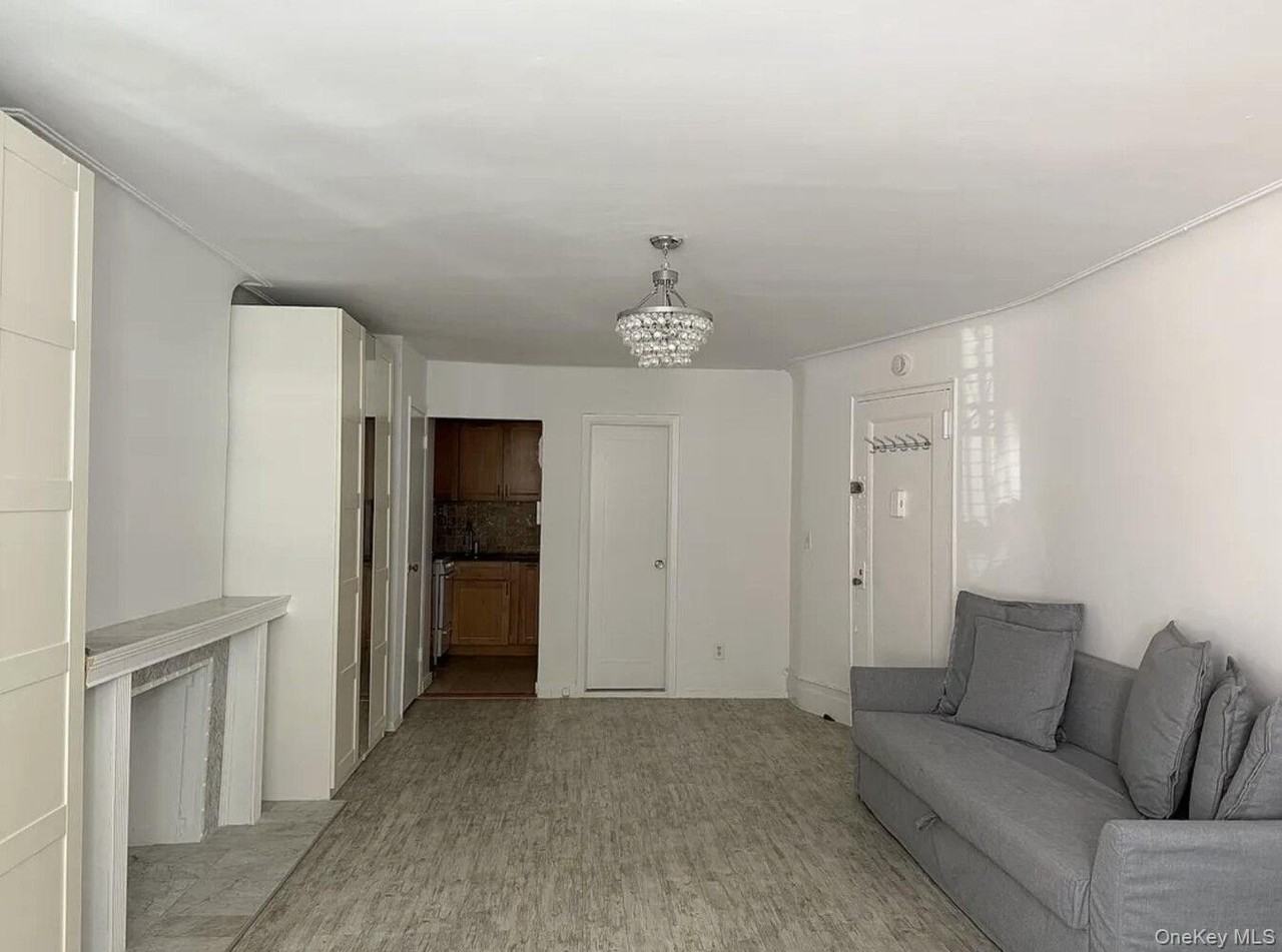 632 W End Ave #1FRONT - Photo 6 of 8