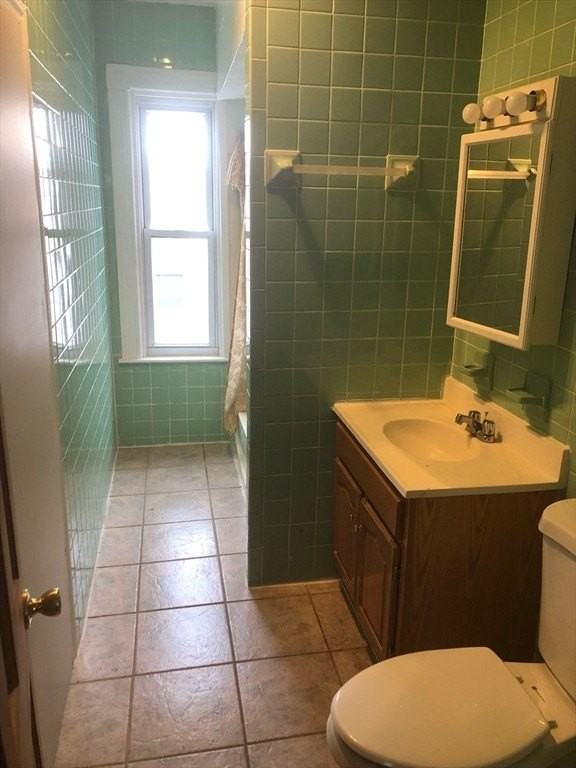 21 Whipple St #3 - Photo 2 of 8