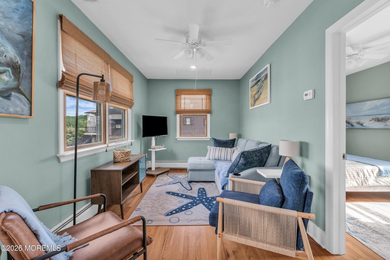 1 Beach Way #A - Photo 4 of 21