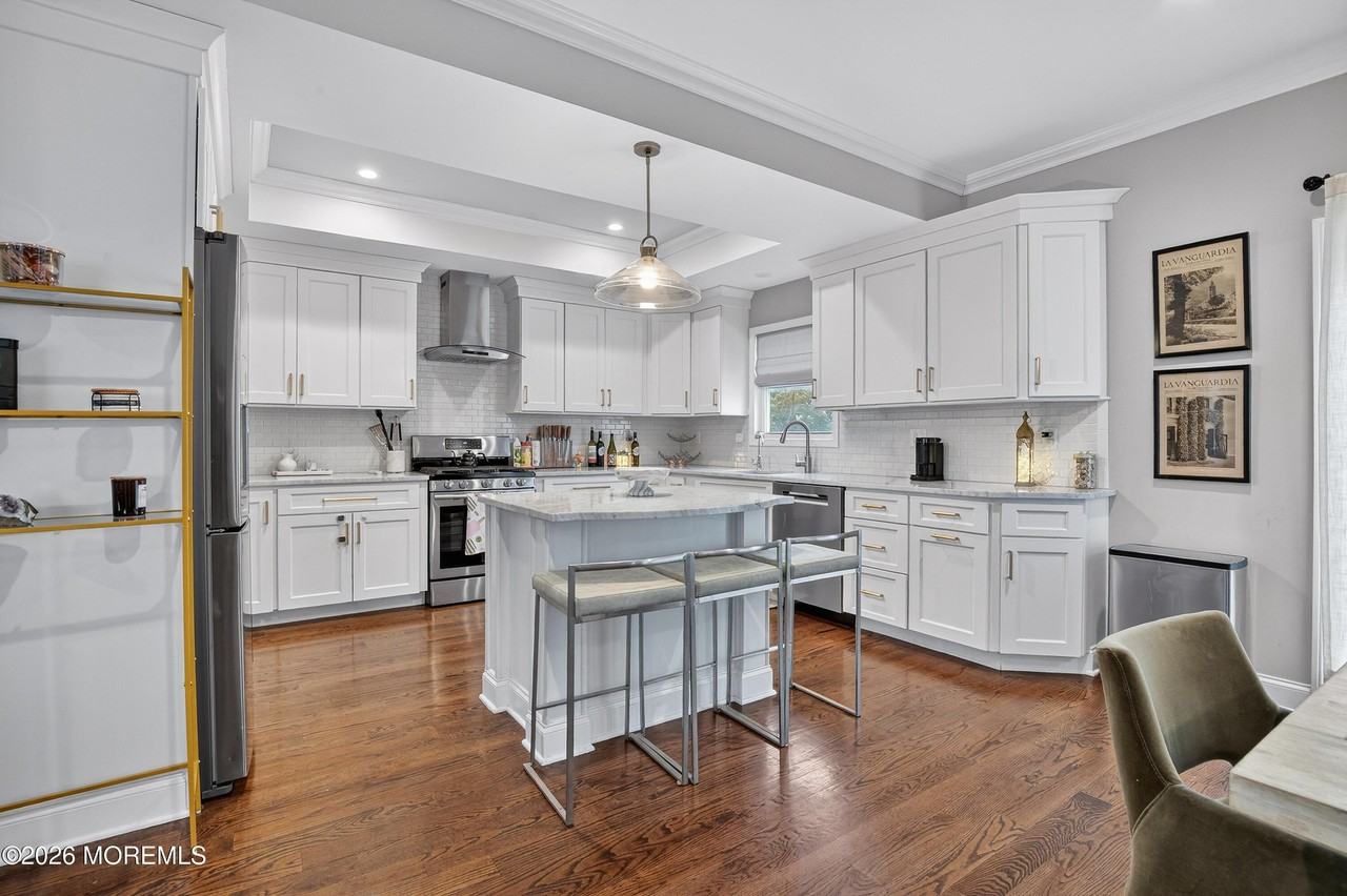 27 5th St - Photo 4 of 50