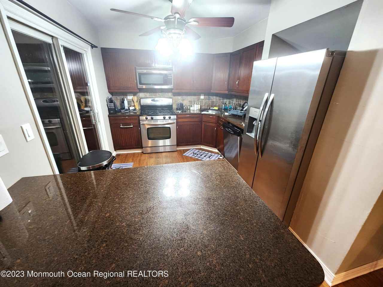 26 Lincroft Ave - Photo 6 of 21