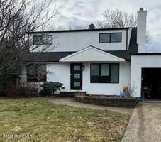 featured image of 9 Carole Dr
