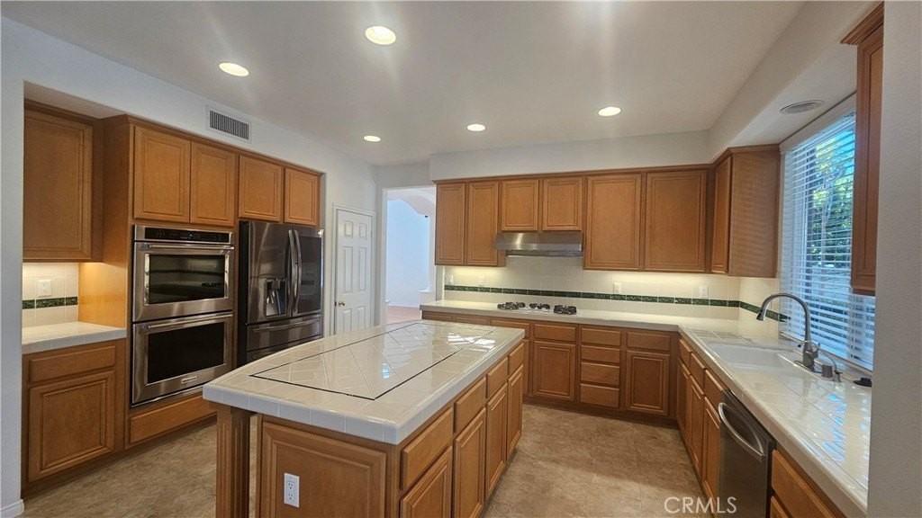 2966 Young - Photo 6 of 23