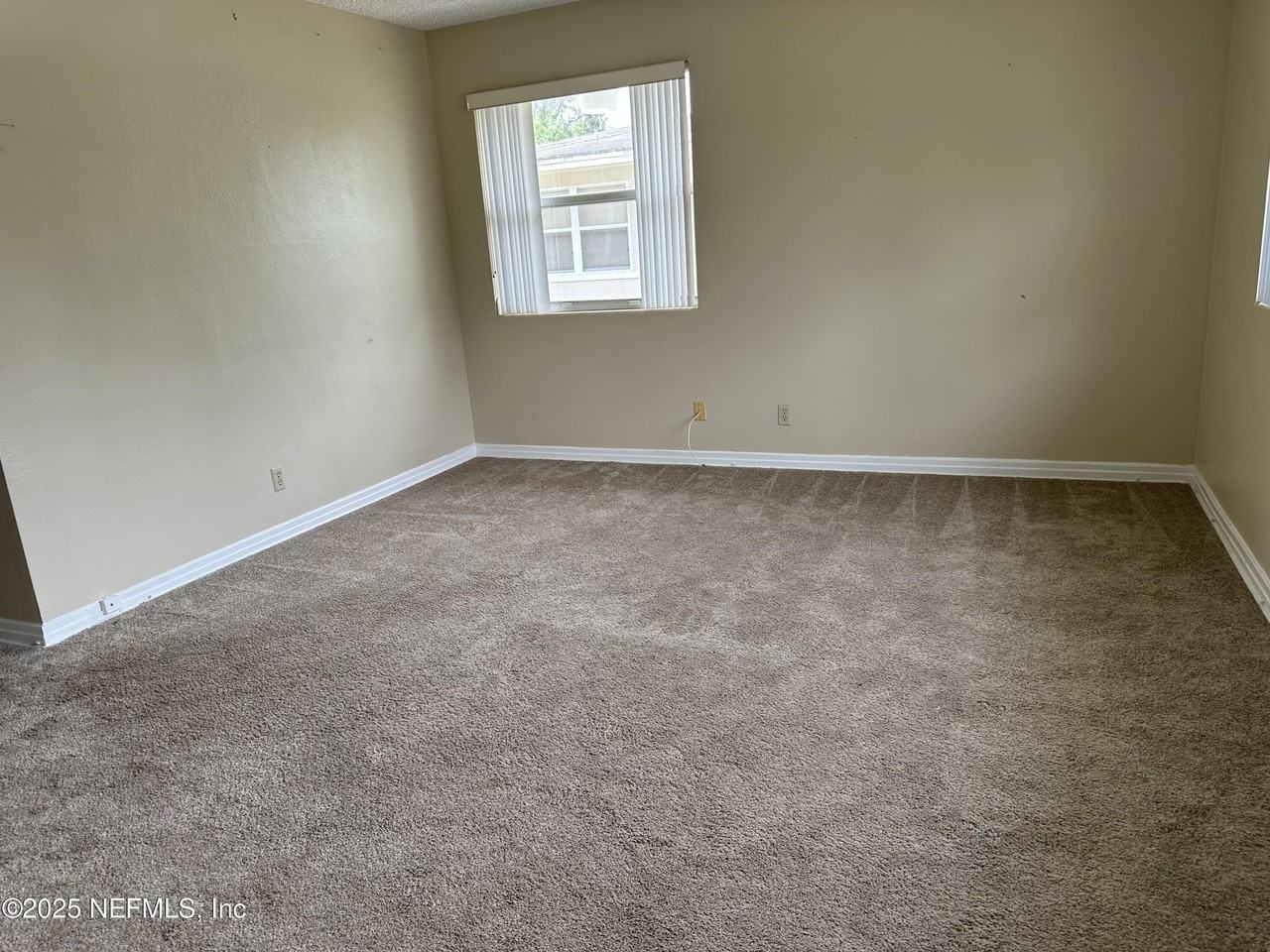 3411 Hendricks Ave #4 - Photo 3 of 7