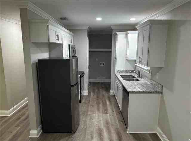 540 S 2nd St - Photo 3 of 4