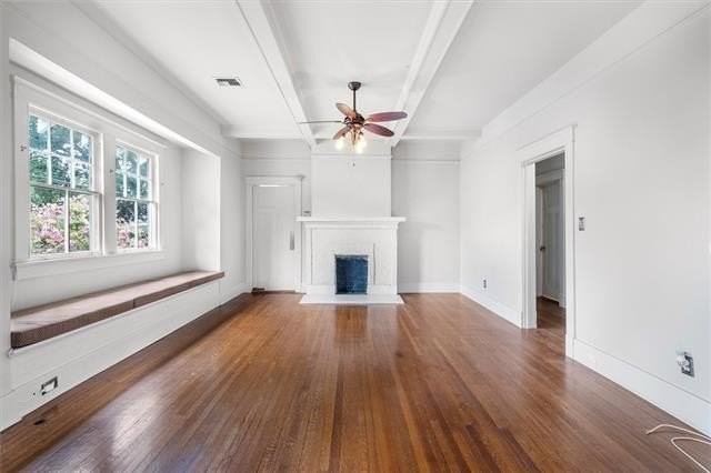 840 Solomon Pl - Photo 4 of 16