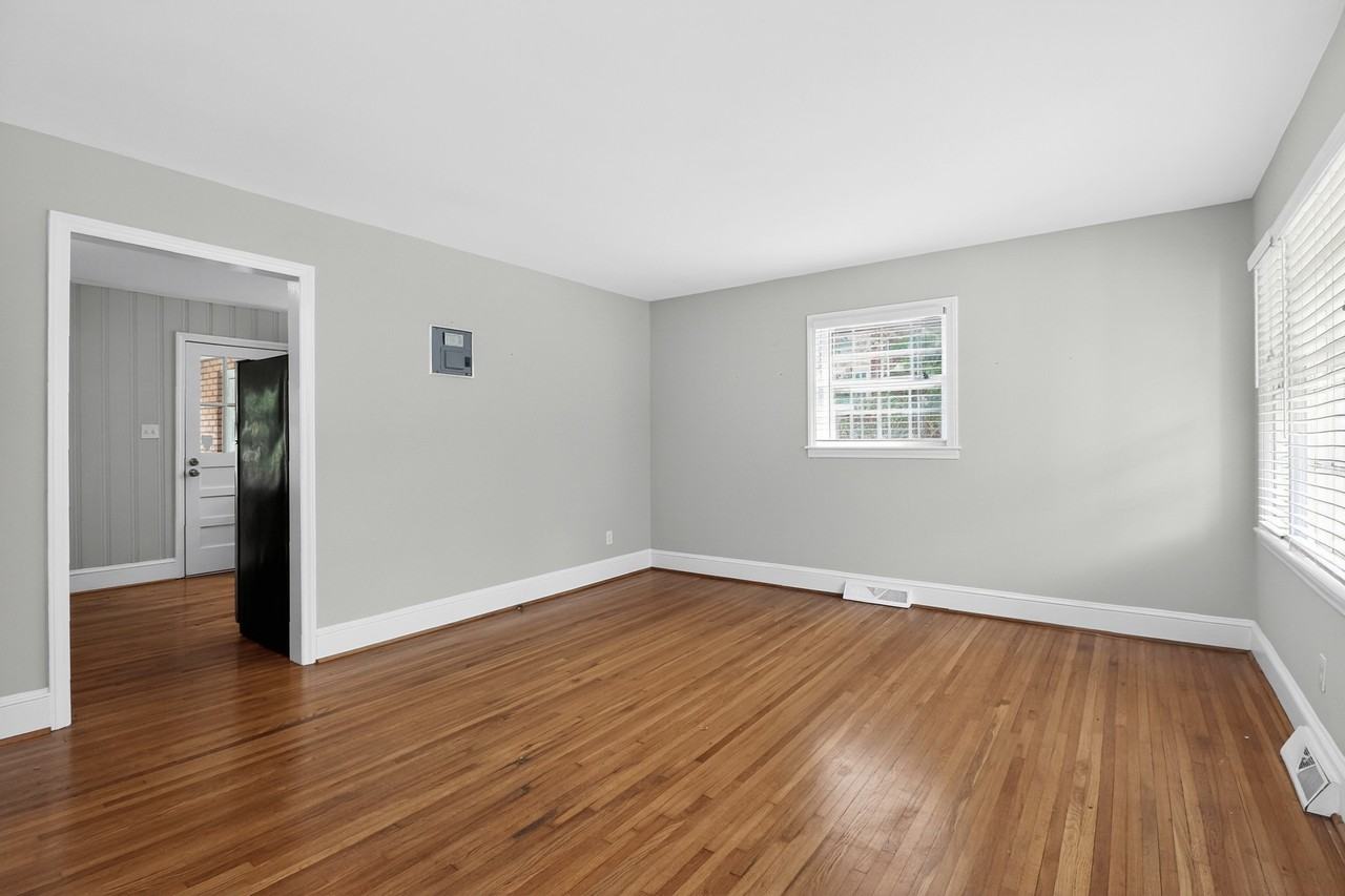 2309 Lanier Ave #1 - Photo 4 of 38