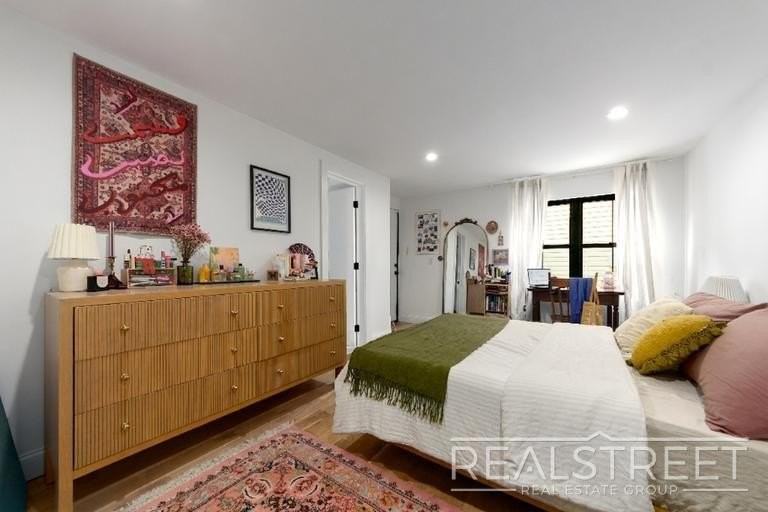 206 Macdougal St #1 - Photo 6 of 12