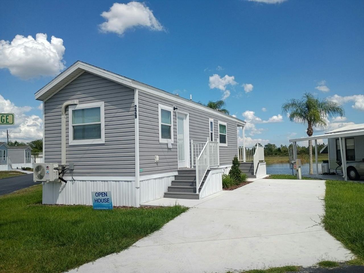 21 N Lake Side #229