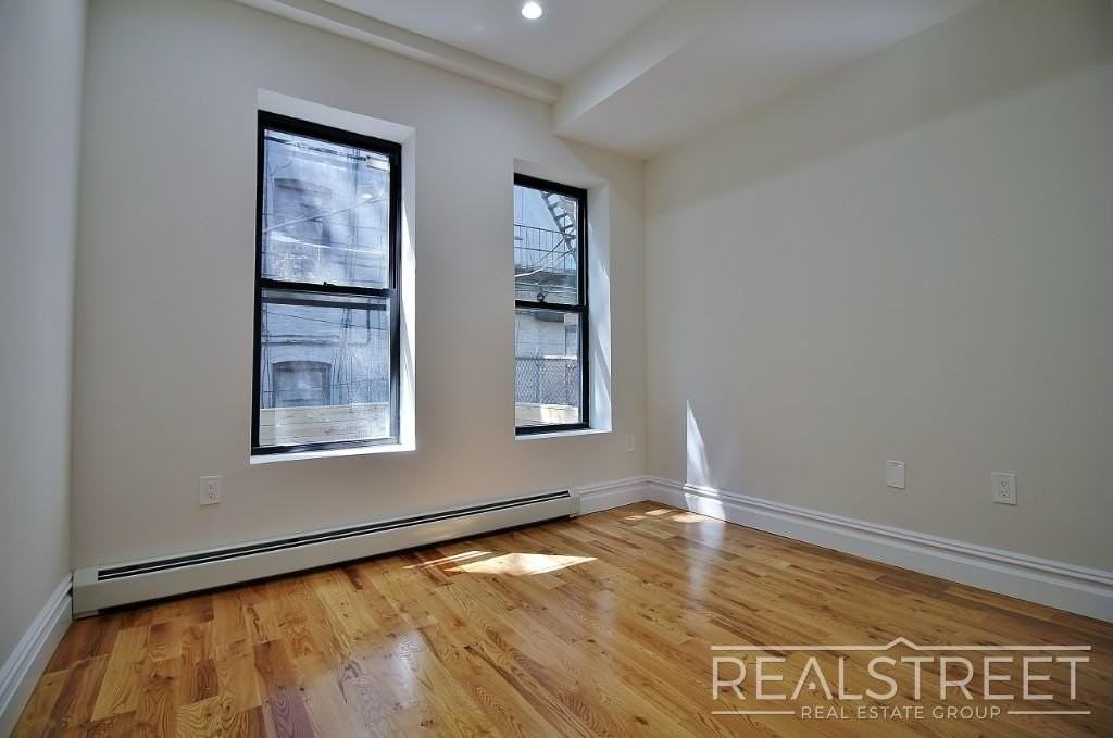 1576 Lincoln Pl #1B - Photo 7 of 10