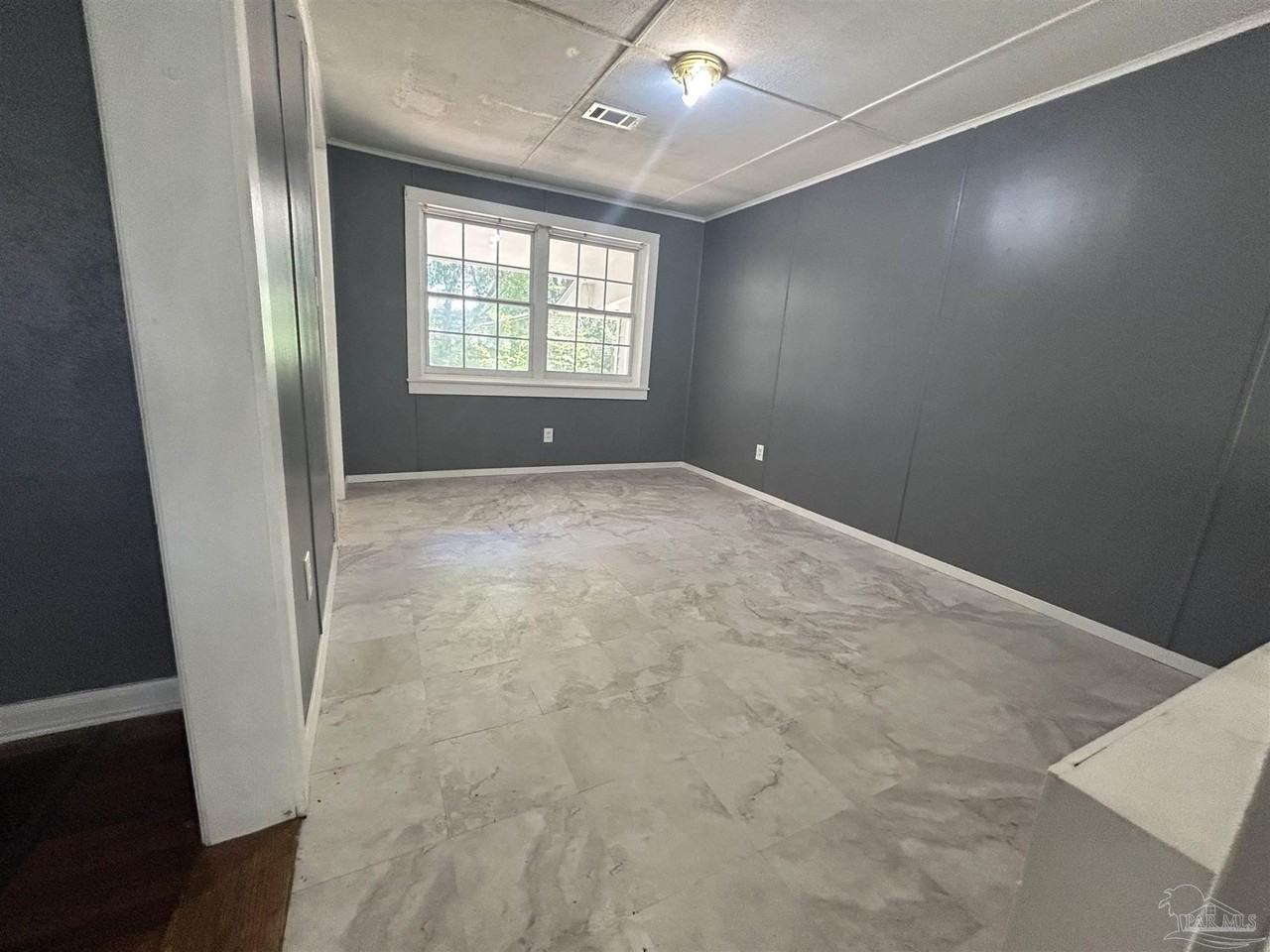 210 Milton Rd - Photo 4 of 17