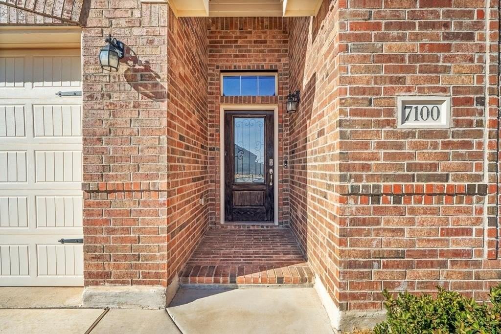 7100 Thomas Paine Rd - Photo 2 of 28