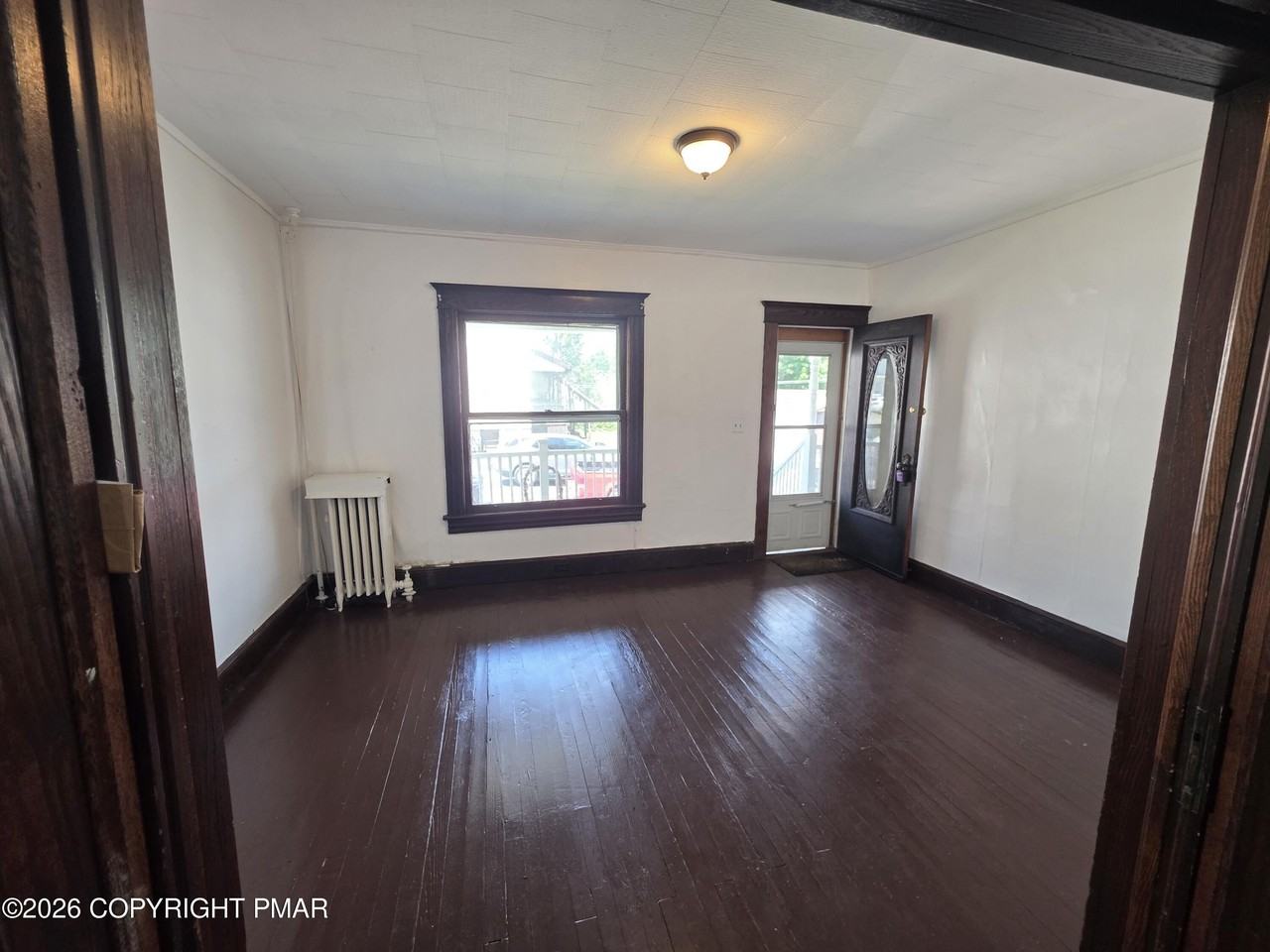 819 S 9th Ave - Photo 3 of 11