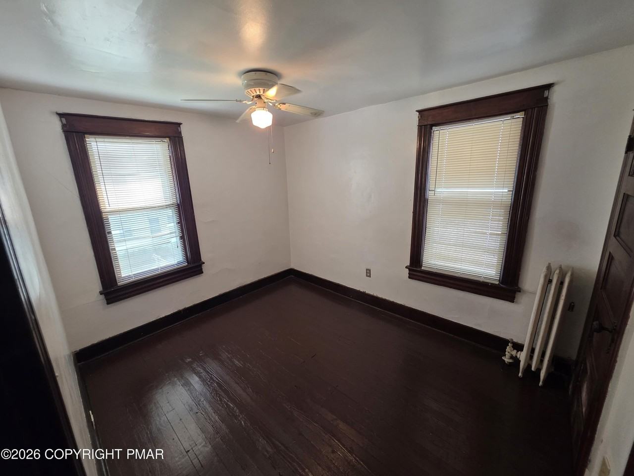 819 S 9th Ave - Photo 6 of 11