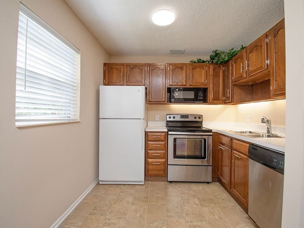 28 Vista Gardens Trl #102 - Photo 5 of 35