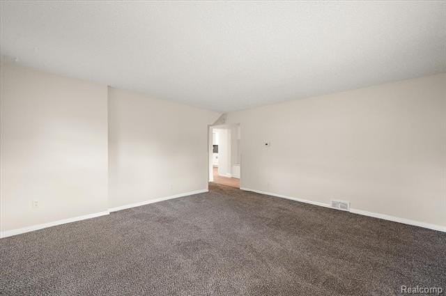 35711 Alfred St #8 - Photo 6 of 39
