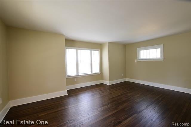 99 Chippewa Rd - Photo 6 of 28