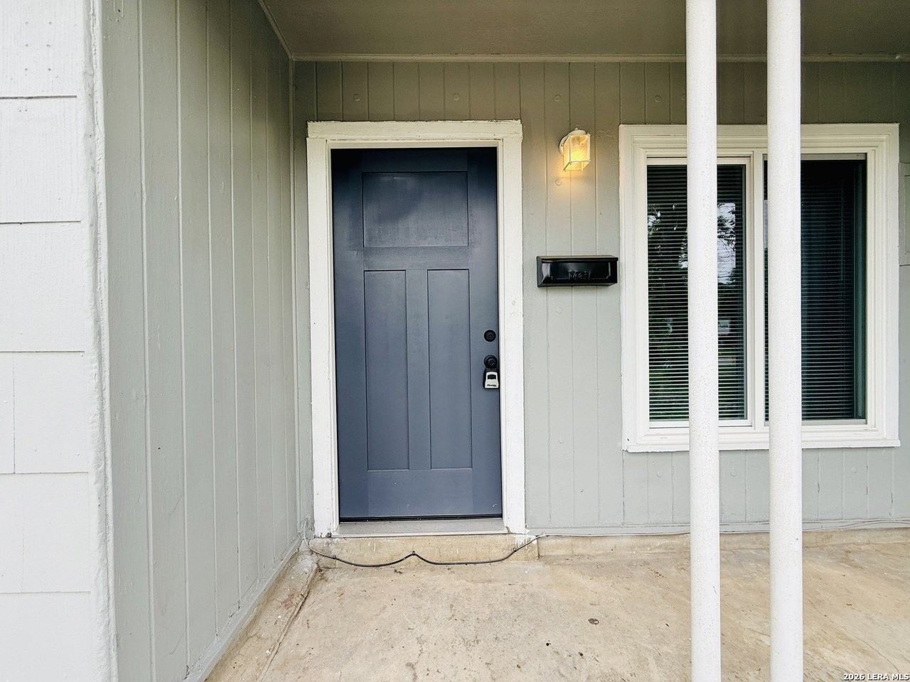4535 Lark - Photo 3 of 34