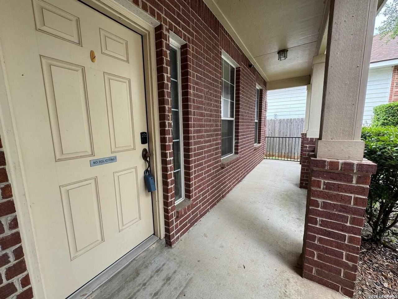 4526 Darien Vis - Photo 3 of 28