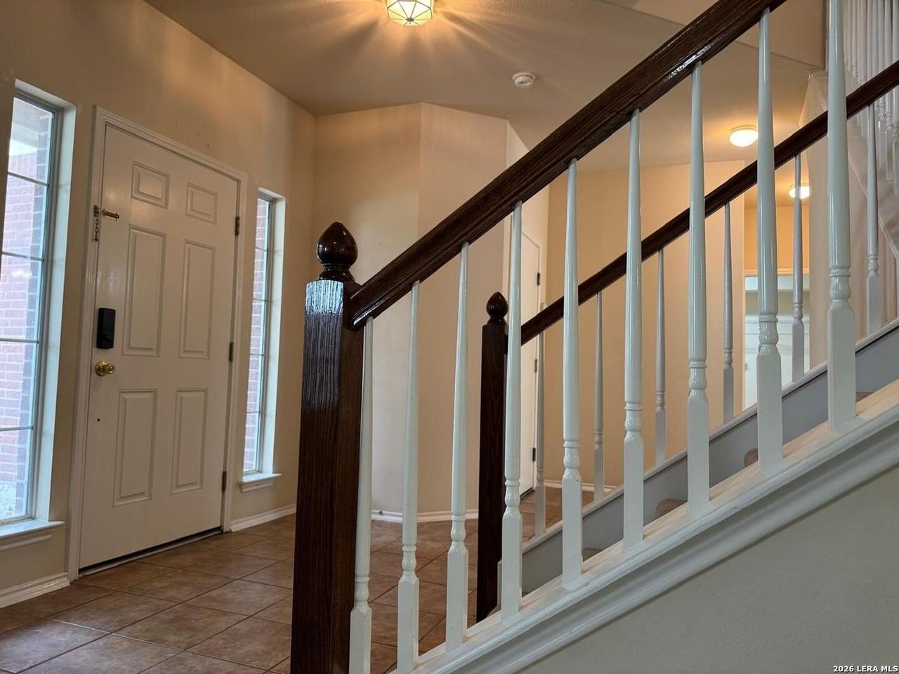 4526 Darien Vis - Photo 4 of 28