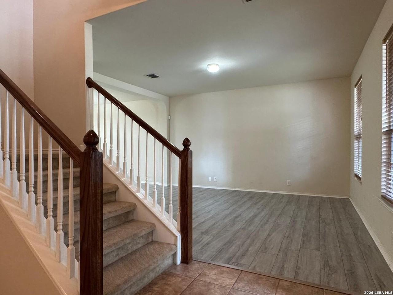 4526 Darien Vis - Photo 5 of 28