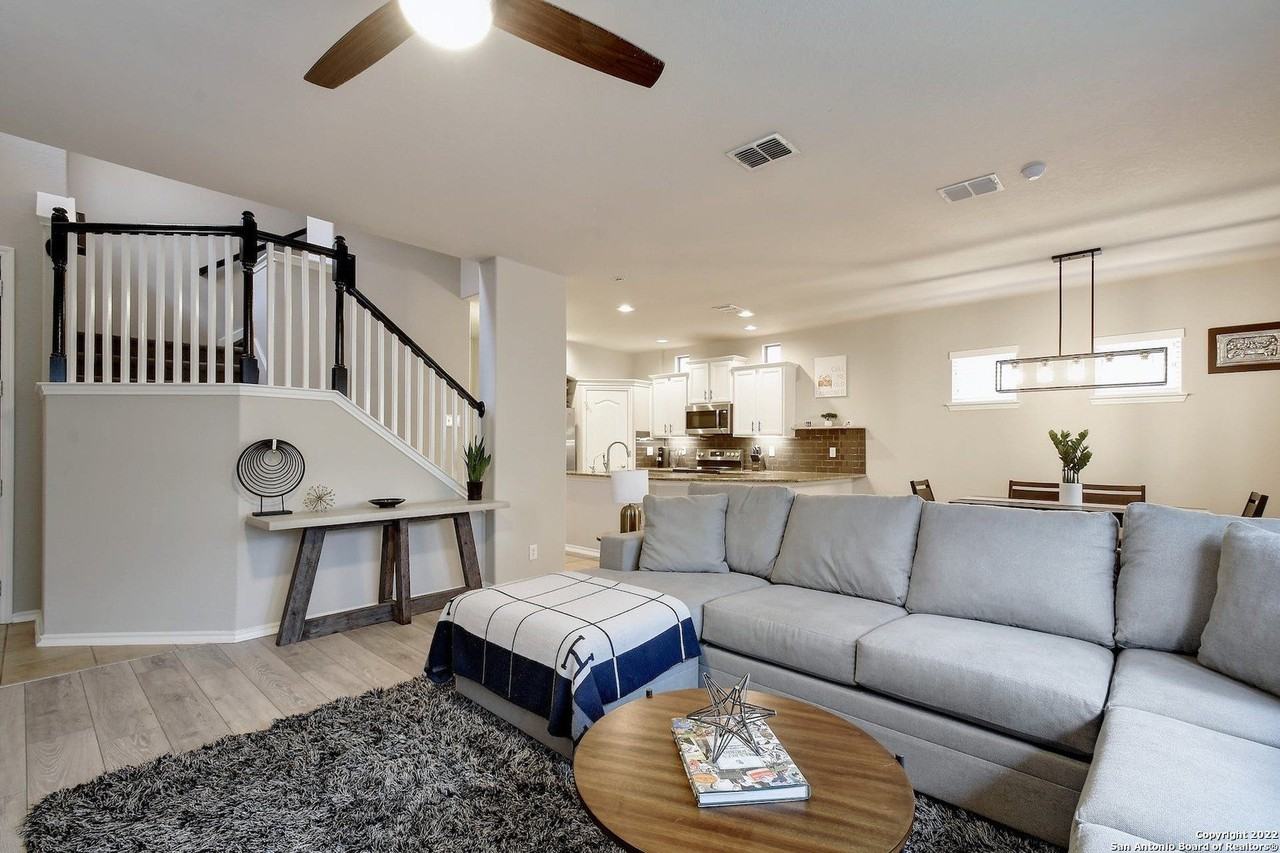 1222 Tweed Willow - Photo 4 of 25