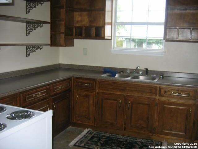 611 W Ridgewood Ct #2 - Photo 6 of 12